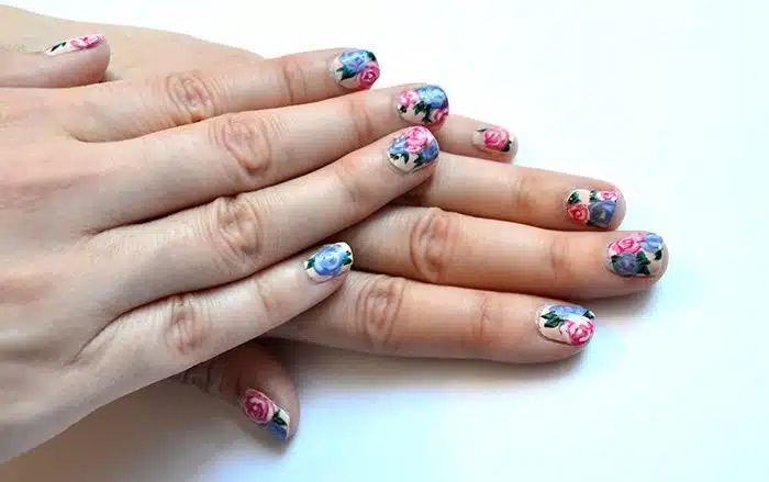 floral nail art