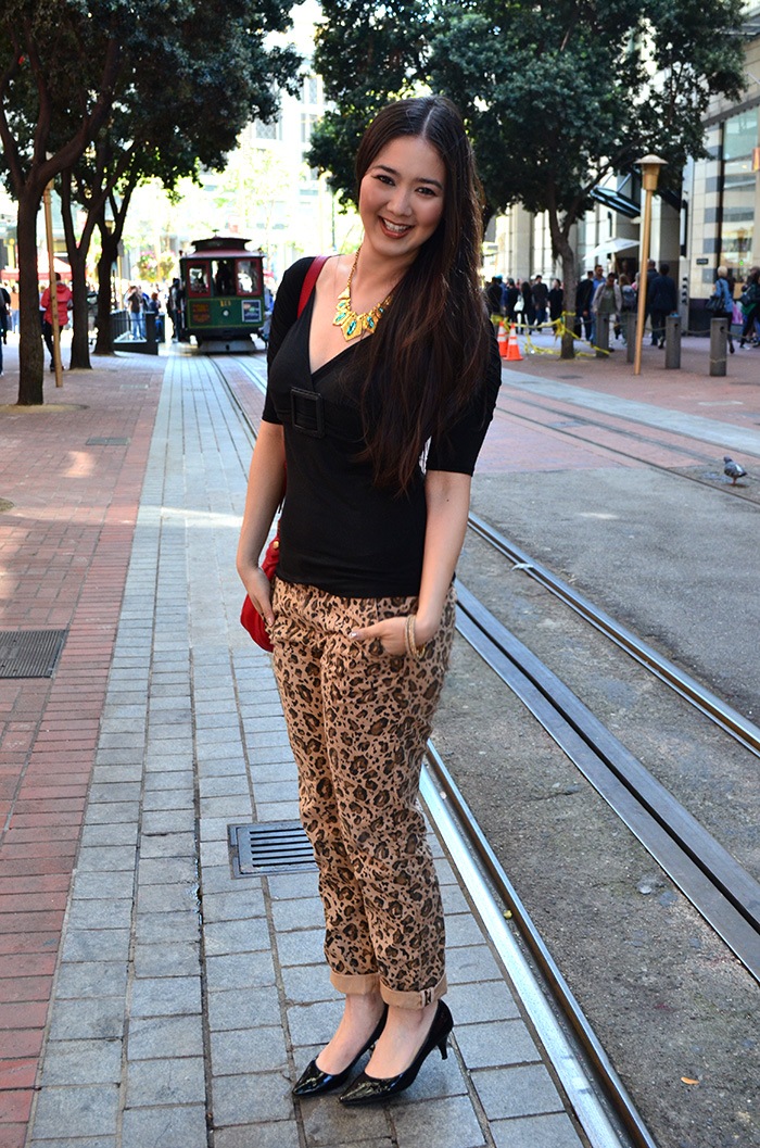 how to wear leopard print pants