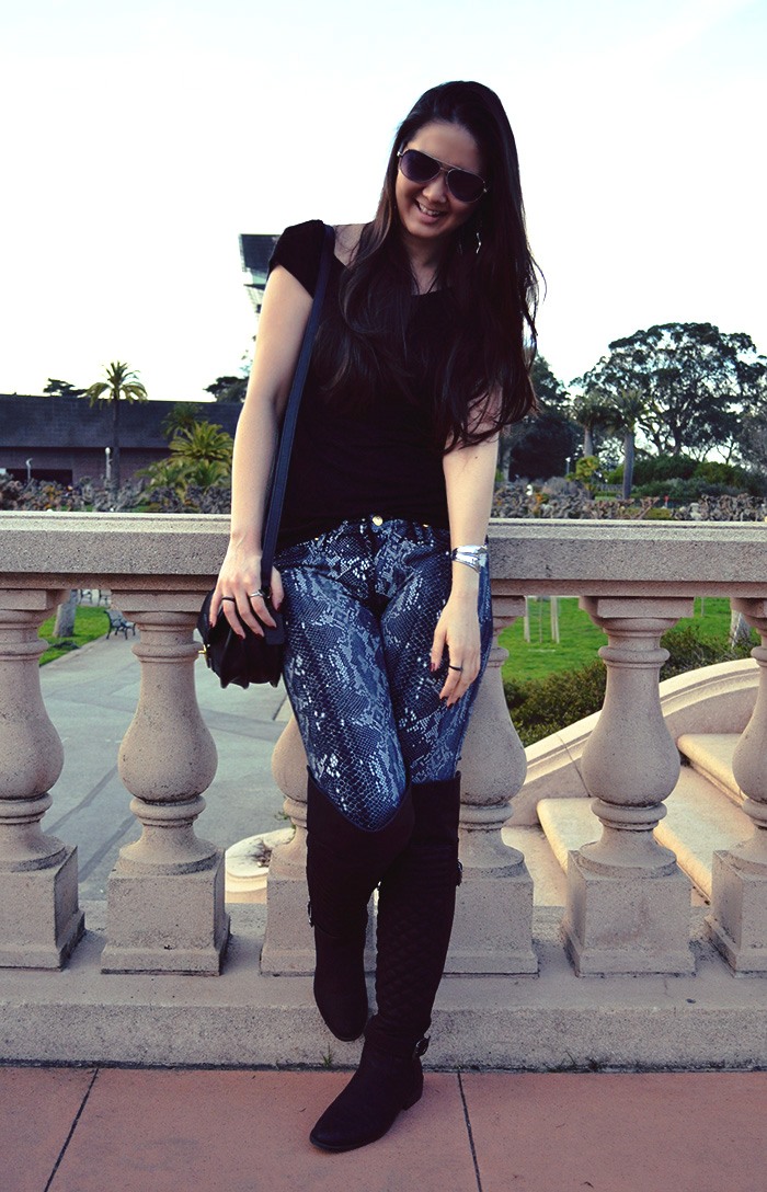 printed pants outfit