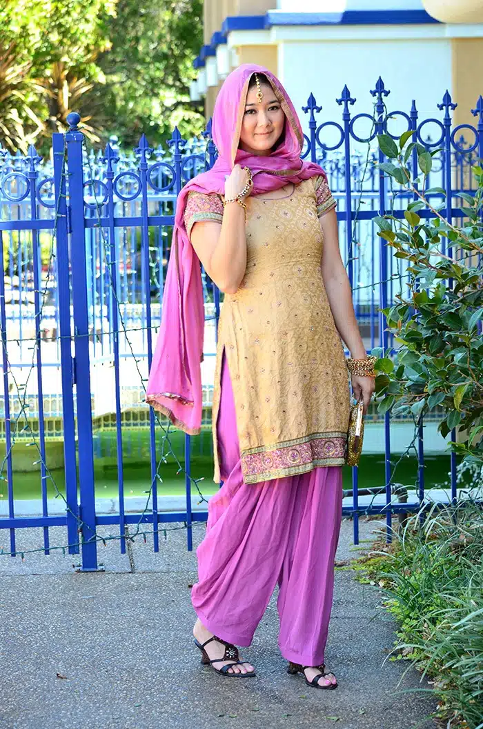 what to wear to indian wedding