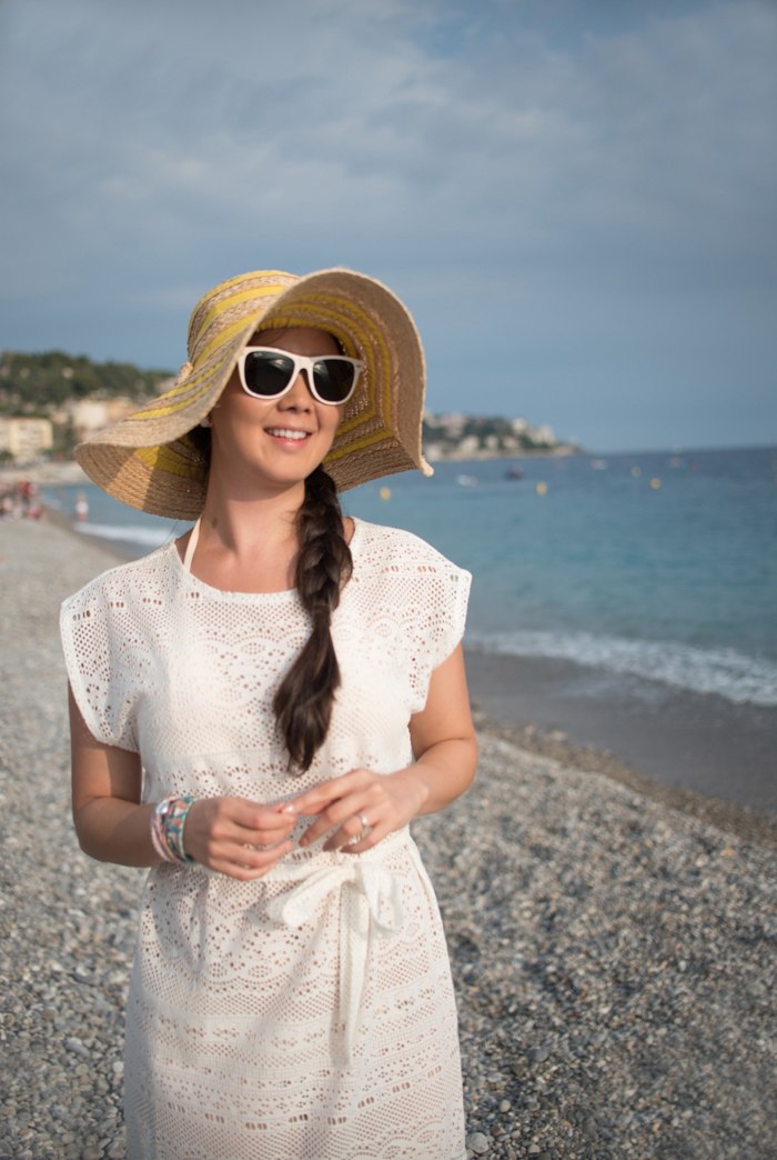 Nice France honeymoon outfit
