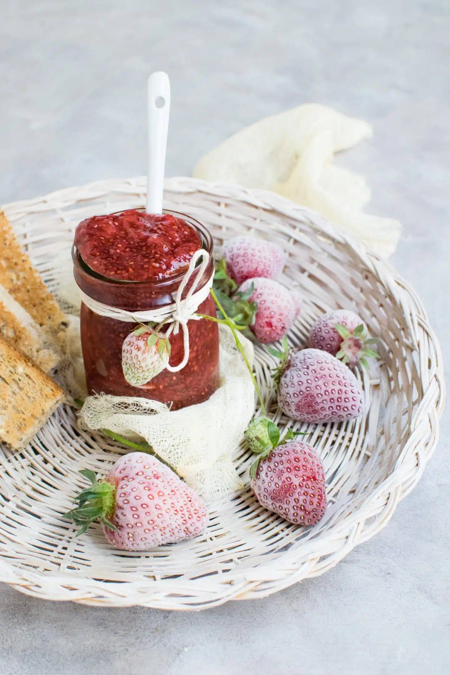 Summer jam recipes, by lifestyle blogger What The Fab