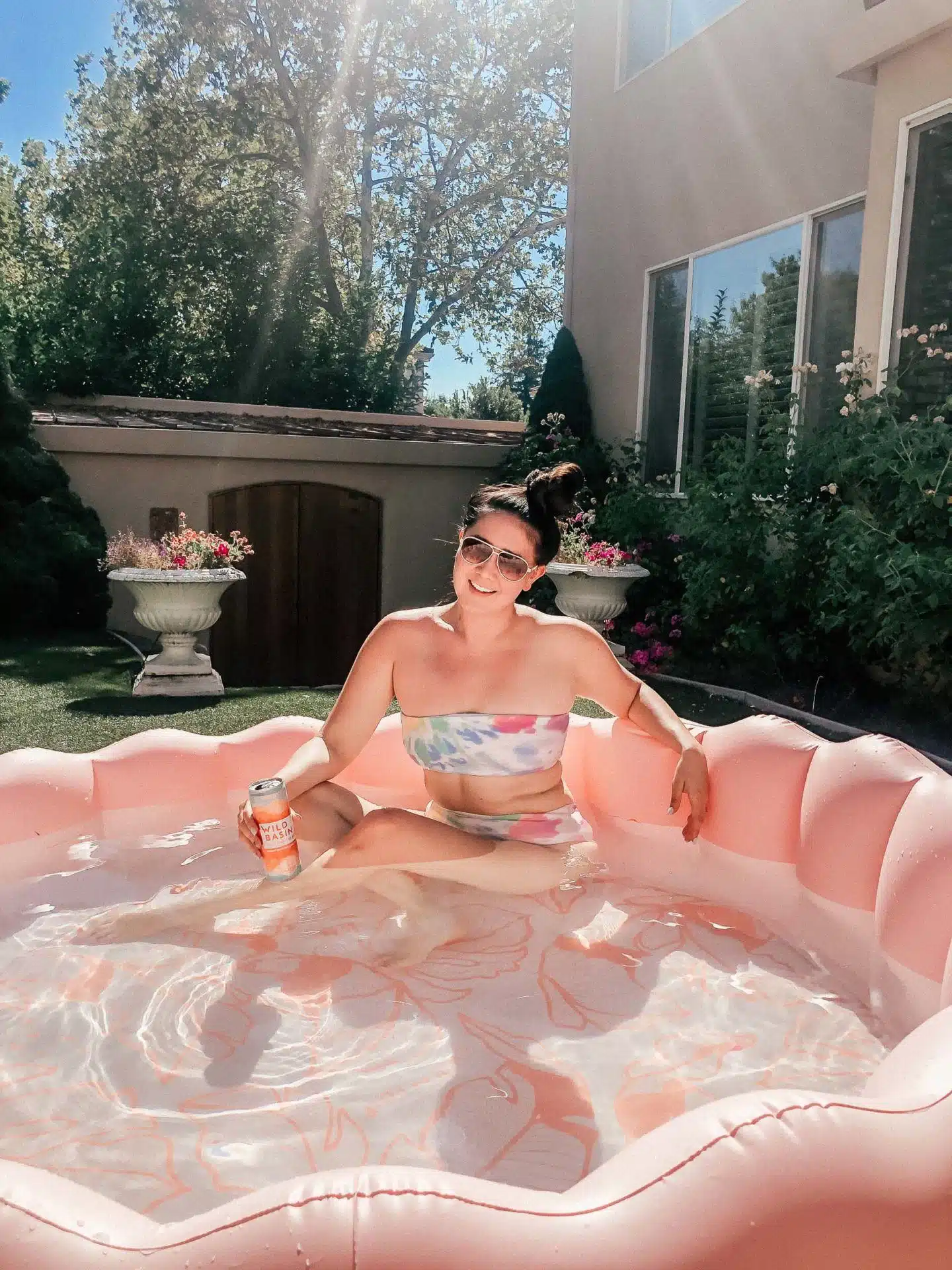 Cute adult inflatable pools, by lifestyle blogger What The Fab
