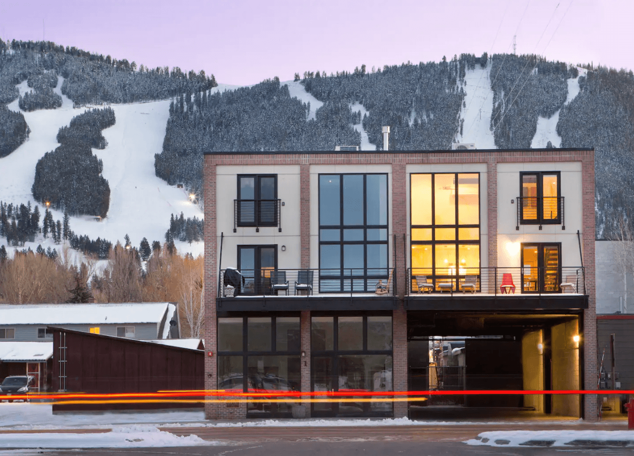 Top 8 BEST Places to Stay Airbnb Jackson Hole 2023 Edition