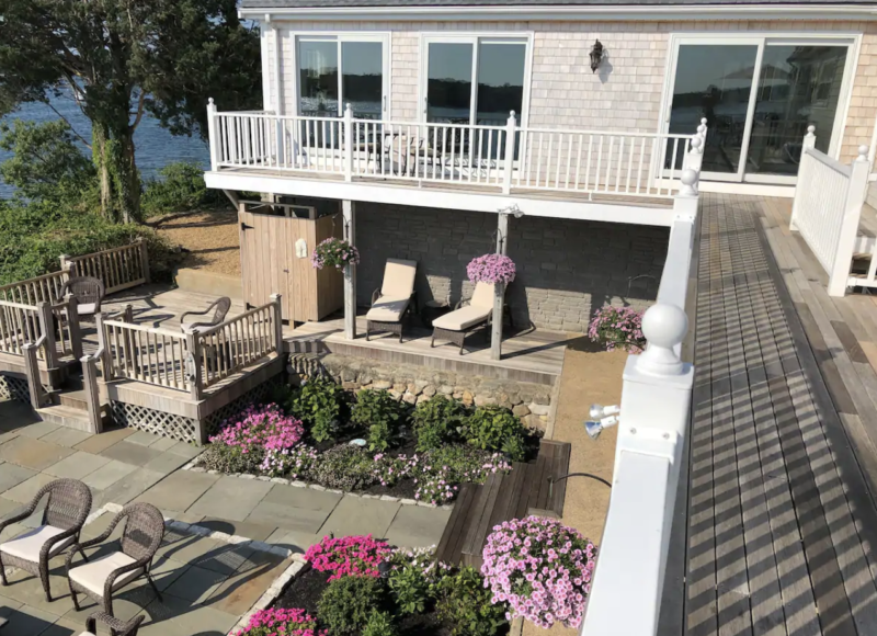 8 BEST Rentals Airbnb Martha's Vineyard for an Trip 2023