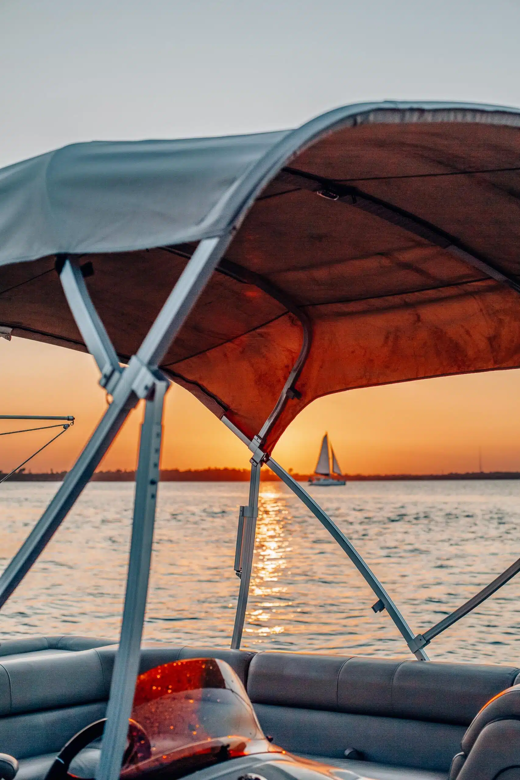 Romantic things to do in Charleston SC, by travel blogger What The Fab