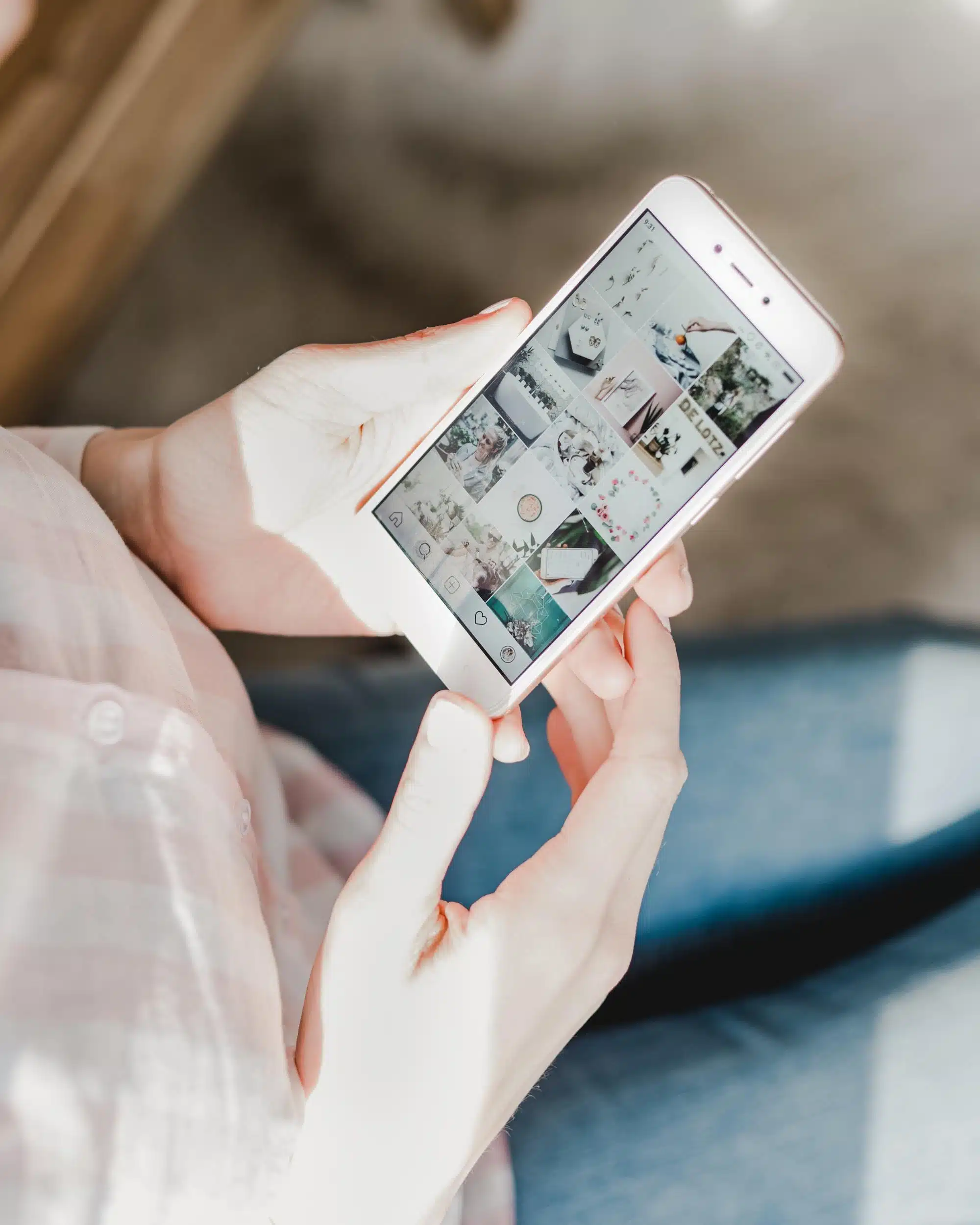 How much to charge for instagram post, by lifestyle blogger What The Fab