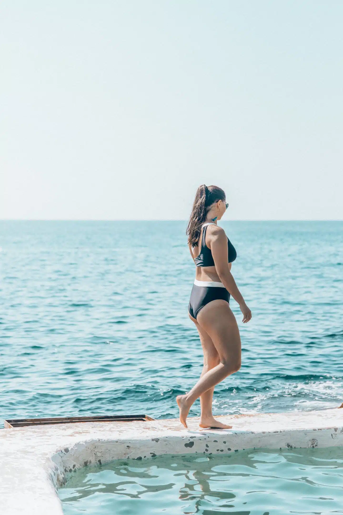 Summersalt swimwear review, by travel blogger What The Fab