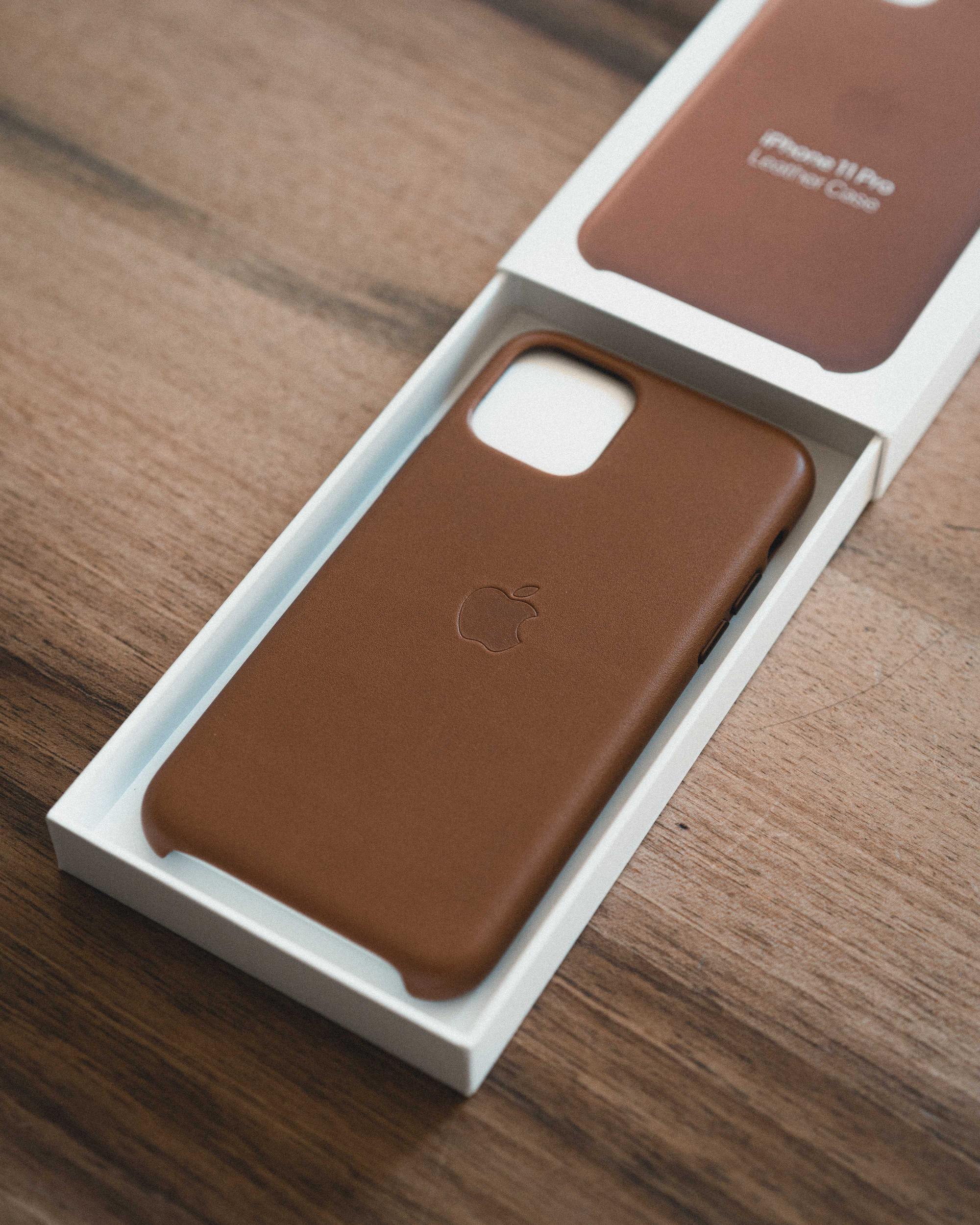 best leather phone cases, by blogger what the fab