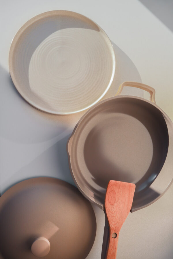 Ceramic Frying Pan 1 600x900 
