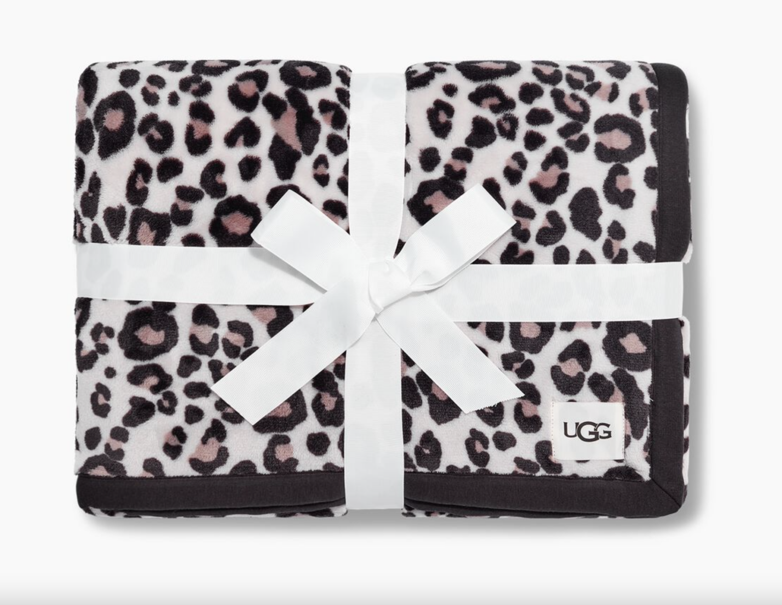 The BEST Barefoot Dreams Dupe Blankets Get the Iconic Look for Less