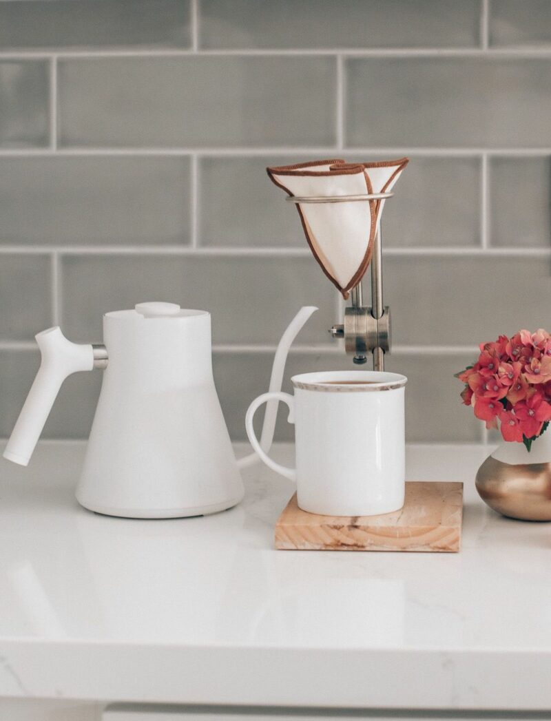 Best Electric Gooseneck Kettle to Upgrade your PourOver Coffee Routine
