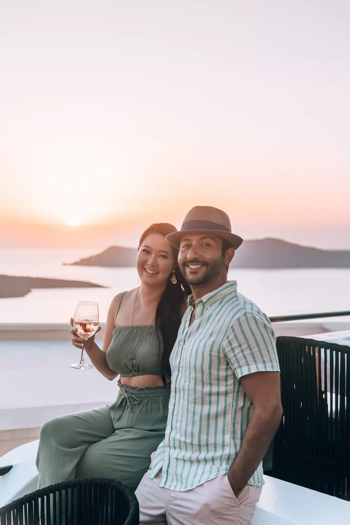 Nightlife in Santorini, by travel blogger What The Fab