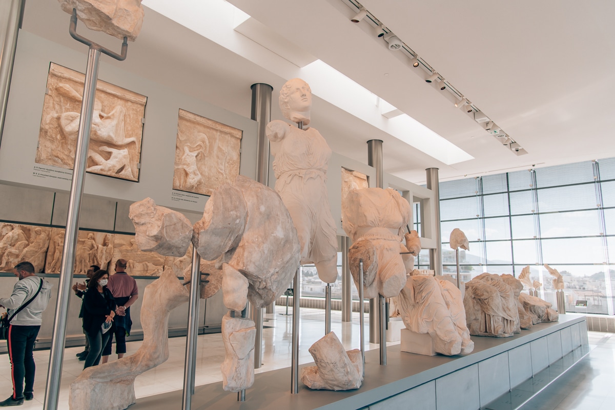 Athens Greece museums you can't miss, by travel blogger What The Fab