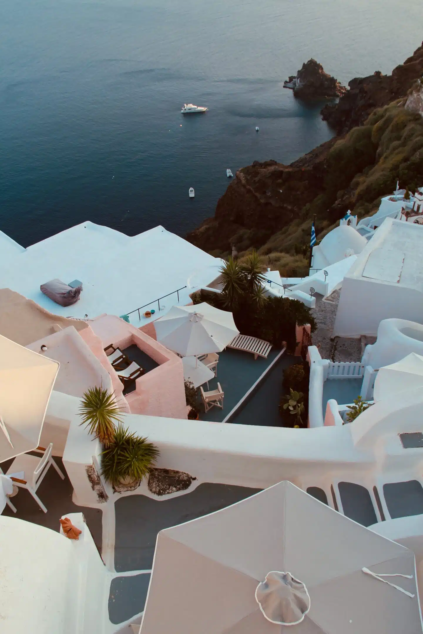 The Best Nightclubs in Santorini - Meet Santorini