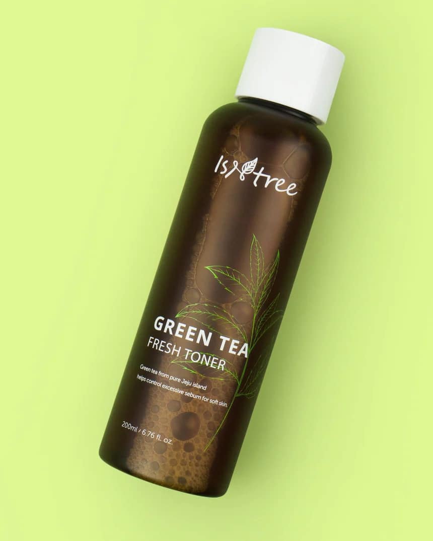7 best Isntree products, by beauty blogger What The Fab