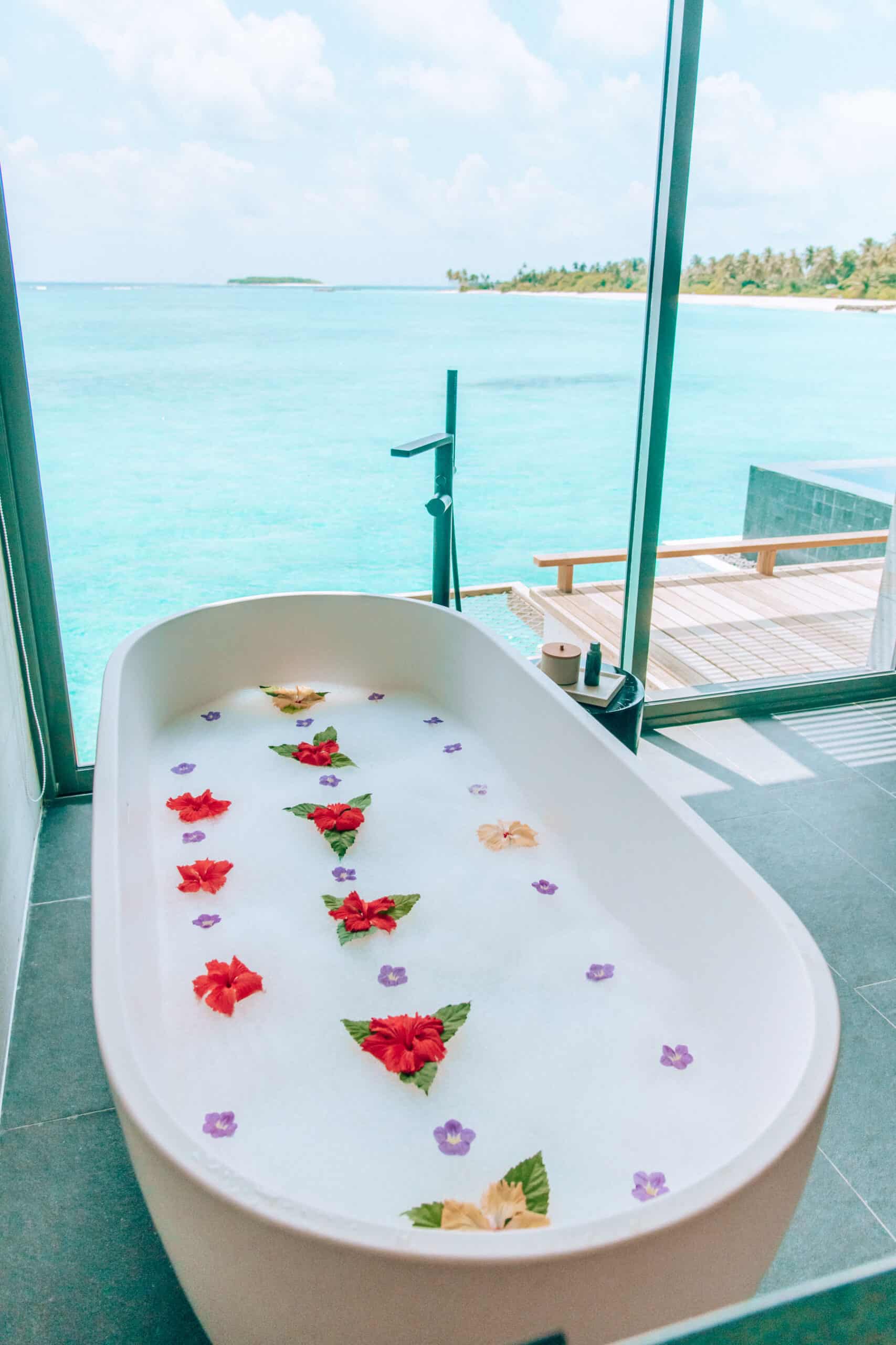 Alila Maldives review, by travel blogger What The Fab