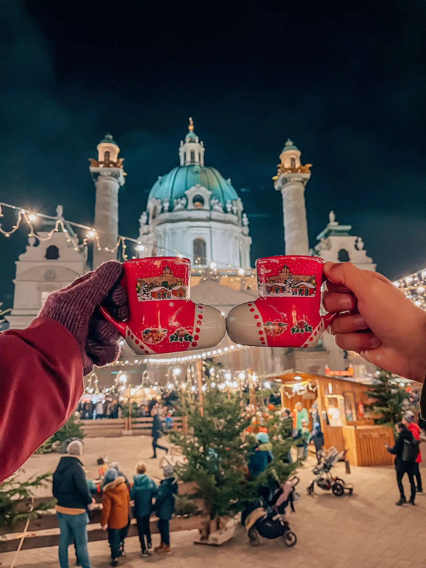 The best Vienna Christmas markets, by travel blogger What The Fab