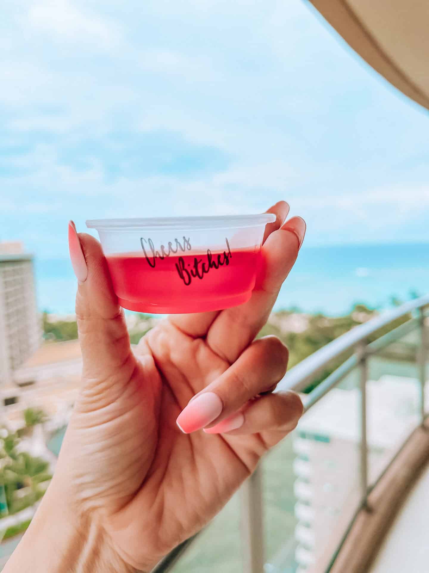 Tropical bachelorette party ideas, by lifestyle blogger What The Fab