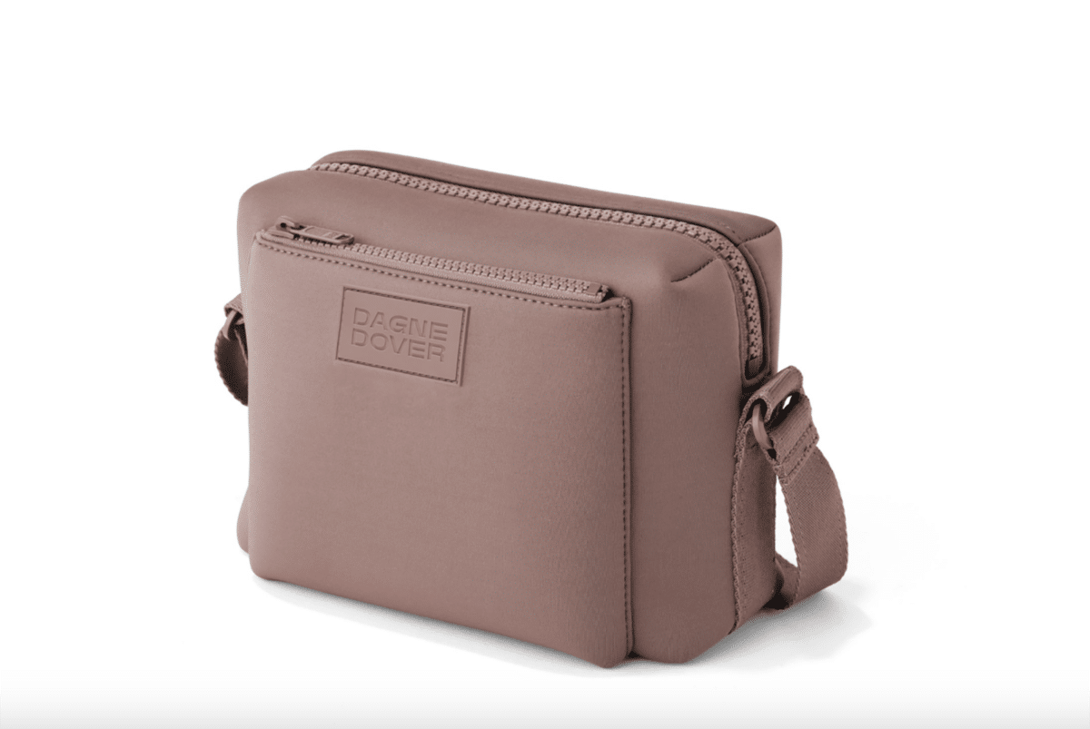 11 Best Purses for Travel in Europe