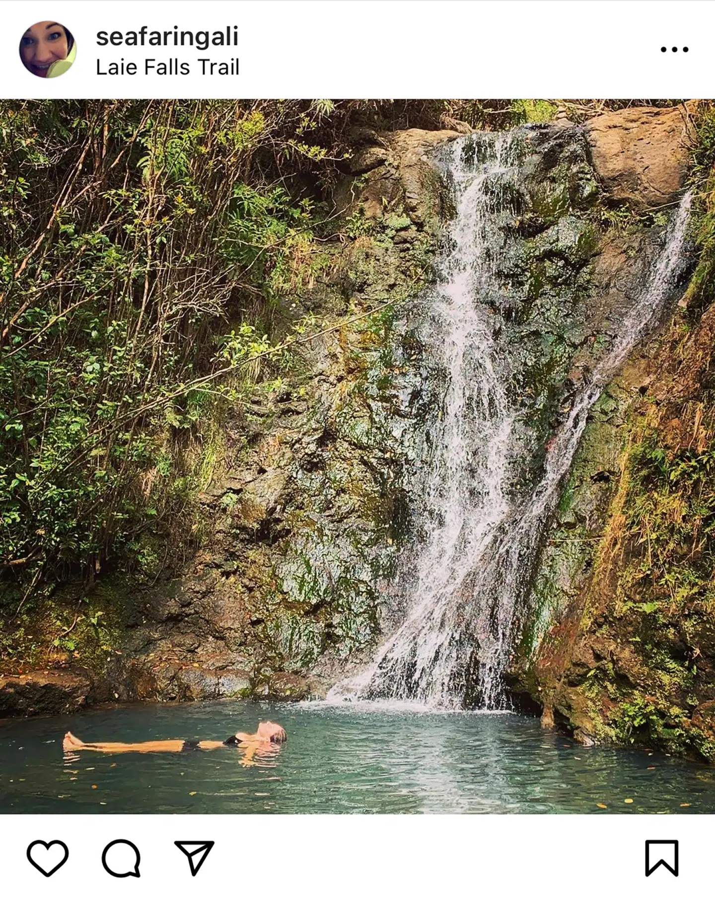 Epic hikes to waterfalls in Oahu, by travel blogger What The Fab