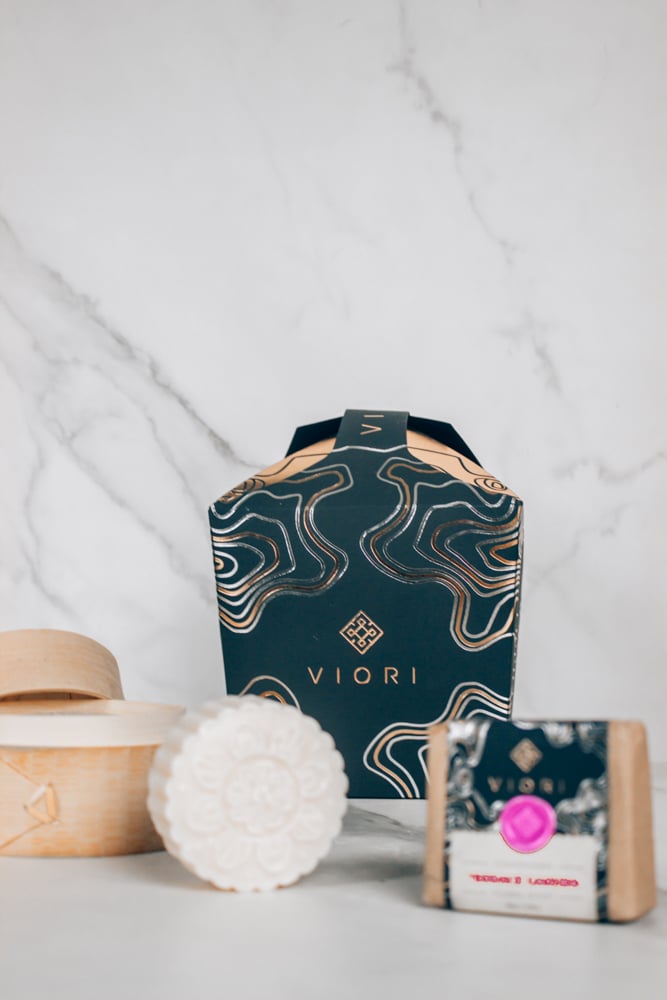 Review of Viori shampoo bars, by beauty blogger What The Fab