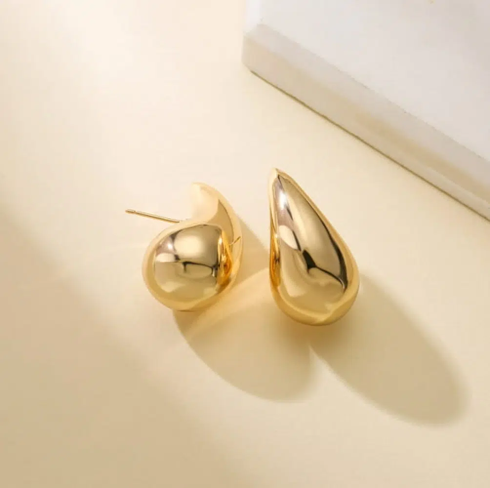 Top Bottega Veneta earrings dupe, by fashion blogger What The Fab