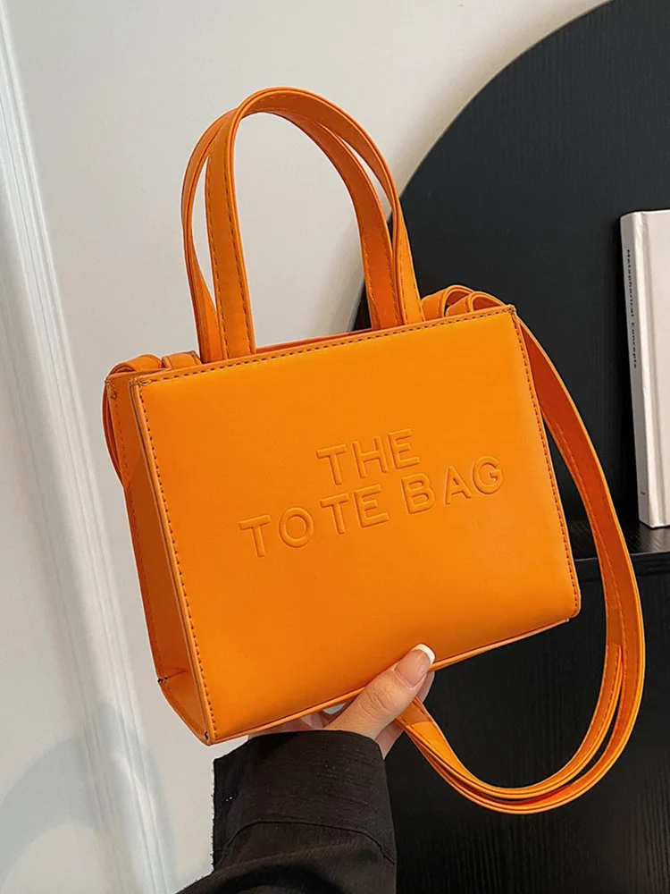 COACH🔥 В НАЯВНОСТІ👏 ✦Serena satchel bag ✦Розмір 21*14,6*6cm ✦ Фурнітура -  золото. 💯 оригінал. 💰4400 ✦гаманці trifold wallet 💰2200грн | Instagram