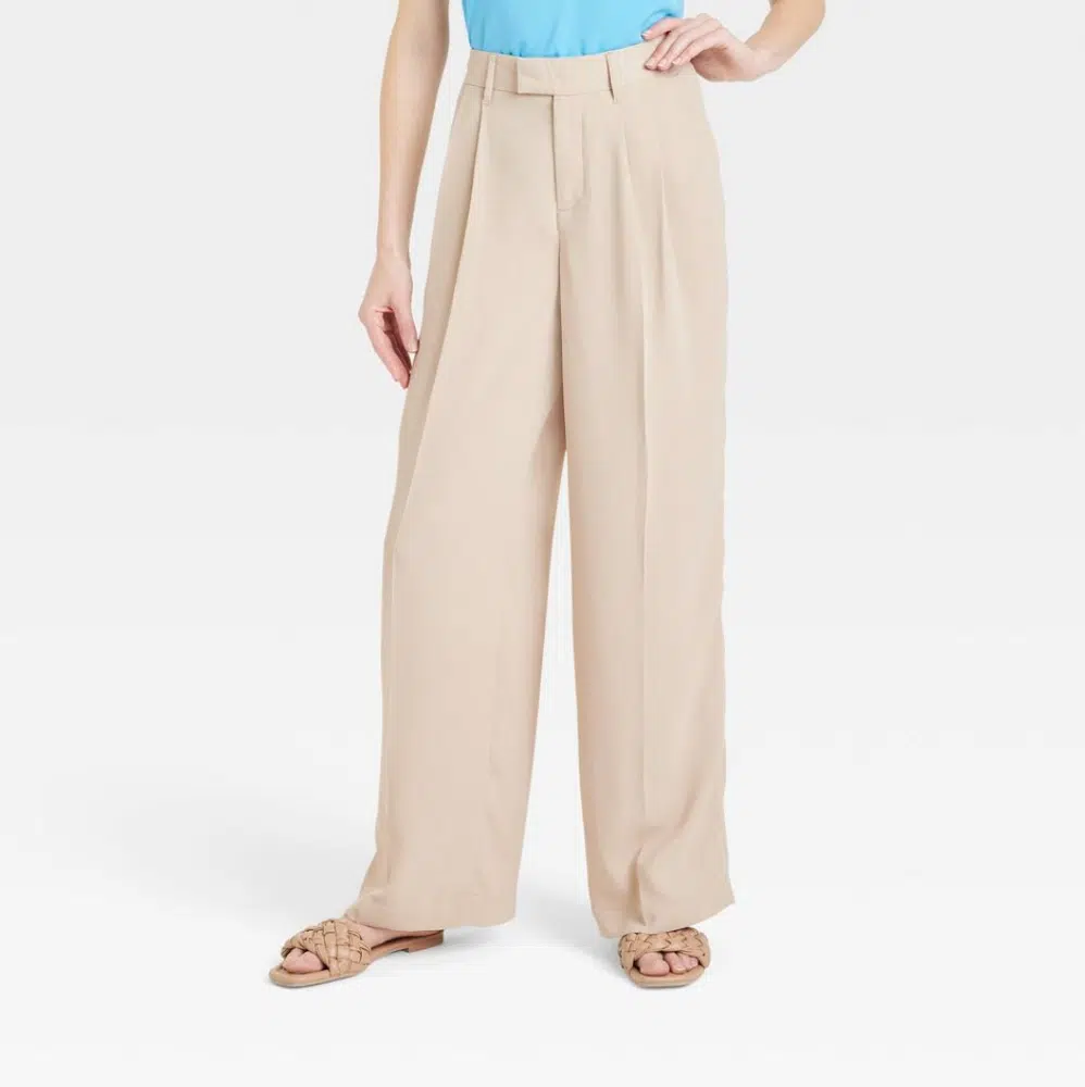 Best Aritzia Effortless Pant dupe, by fashion blogger What The Fab