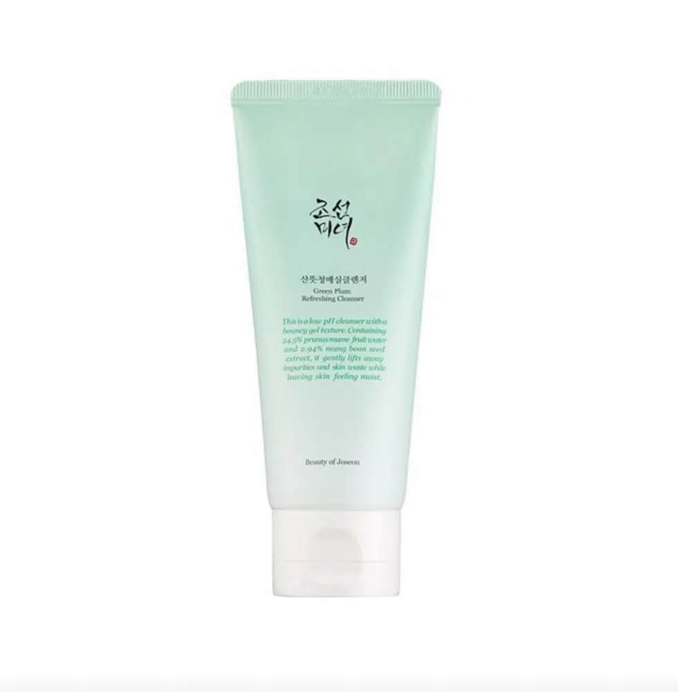 Best Korean cleanser products, by beauty blogger What The Fab