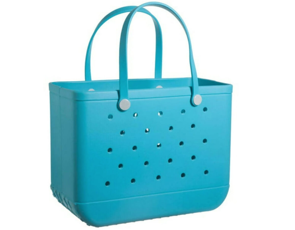 Bogg Bag dupe picks, by fashion blogger What The Fab