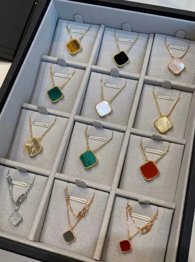Top Van Cleef necklace dupe picks, by fashion blogger What The Fab