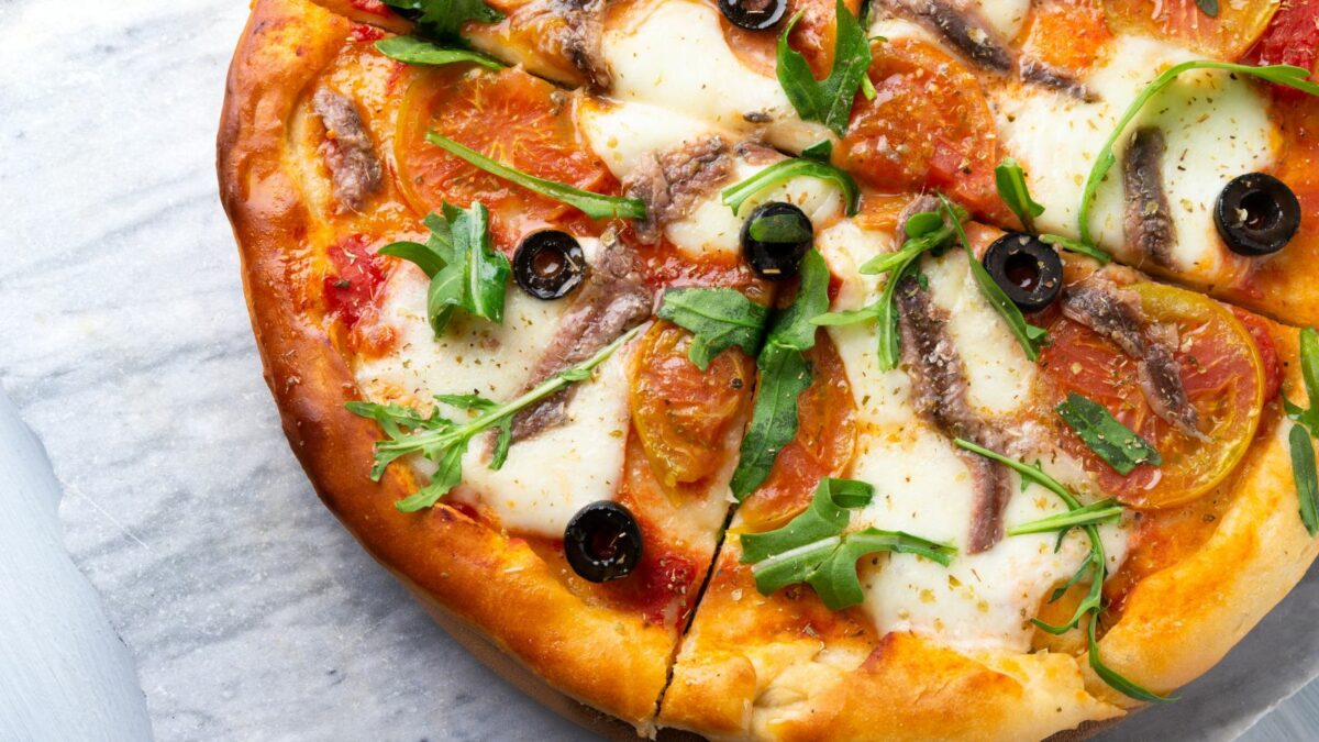 Worst pizza toppings, by lifestyle blogger What the Fab.