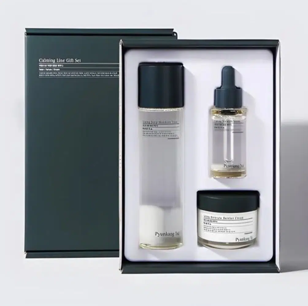 Top Korean skincare gift sets, by beauty blogger What The Fab