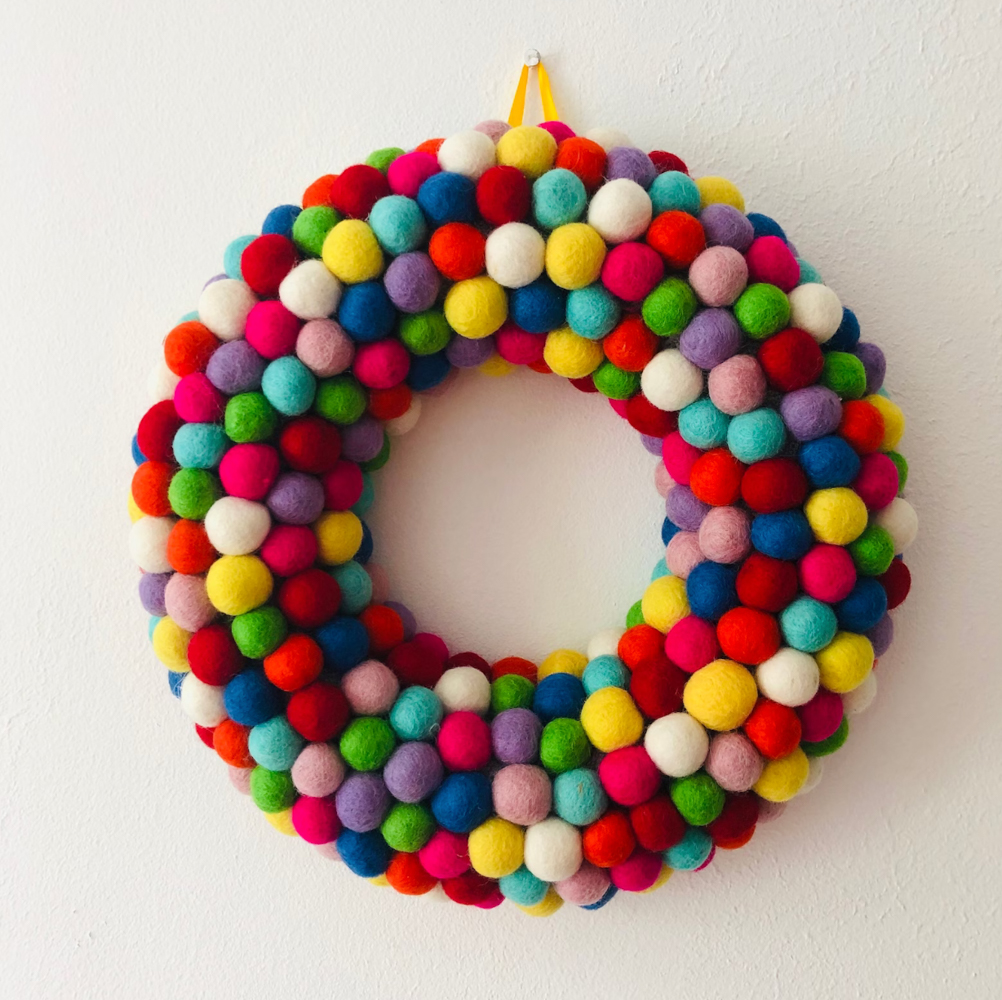 Affordable felt Christmas decorations, by lifestyle blogger What The Fab