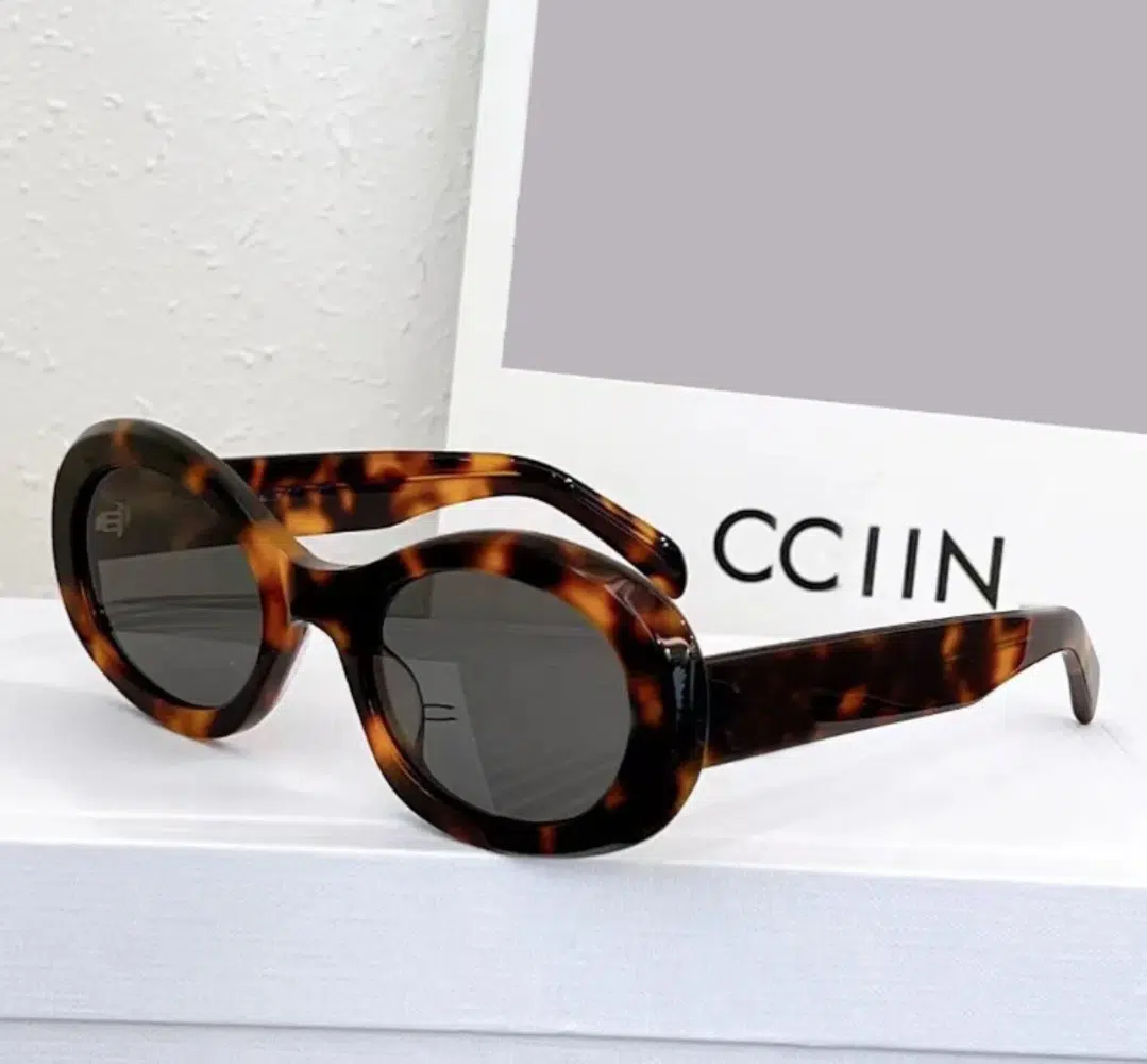 Best dupe Celine sunglasses, by fashion blogger What The Fab
