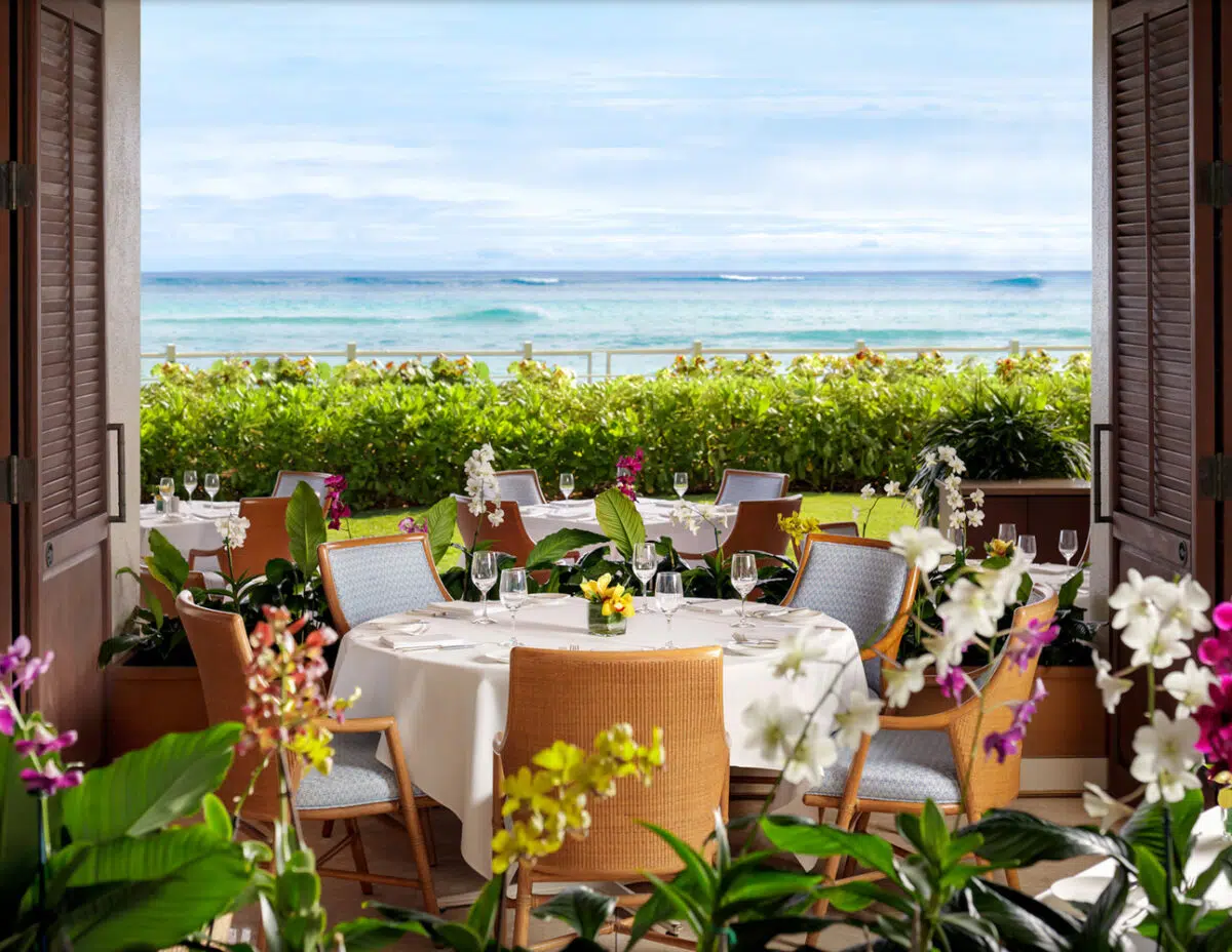 Best Waikiki restaurants with a view, by travel blogger What The Fab