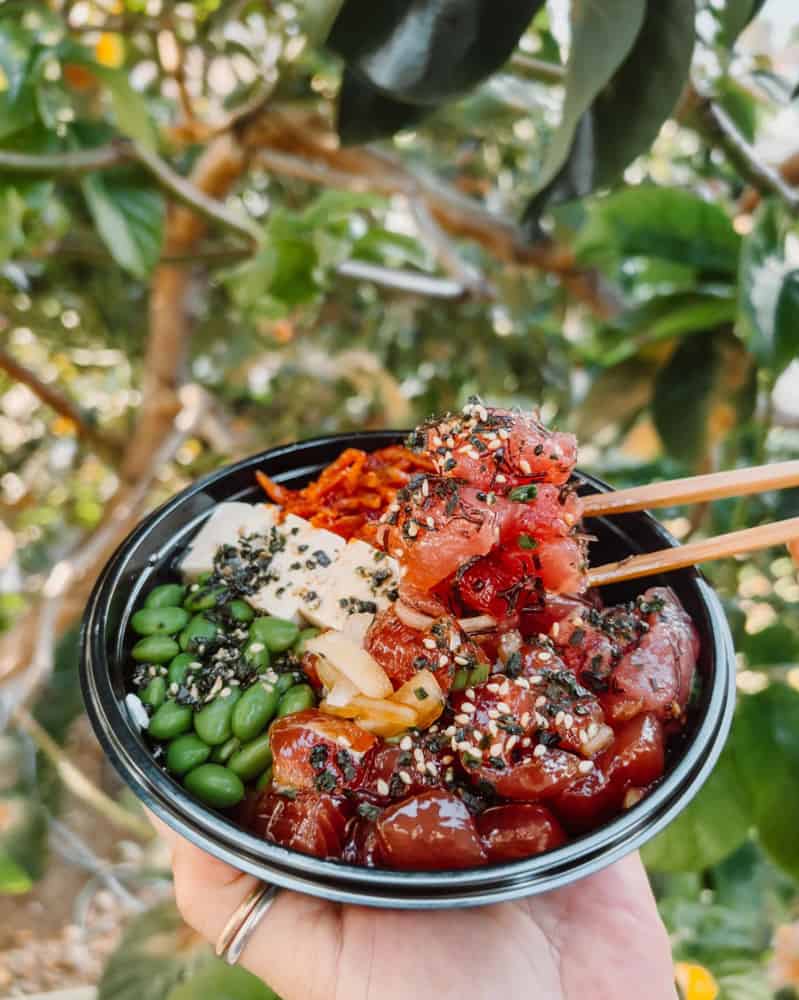 Best cheap eats Waikiki, by travel blogger What The Fab