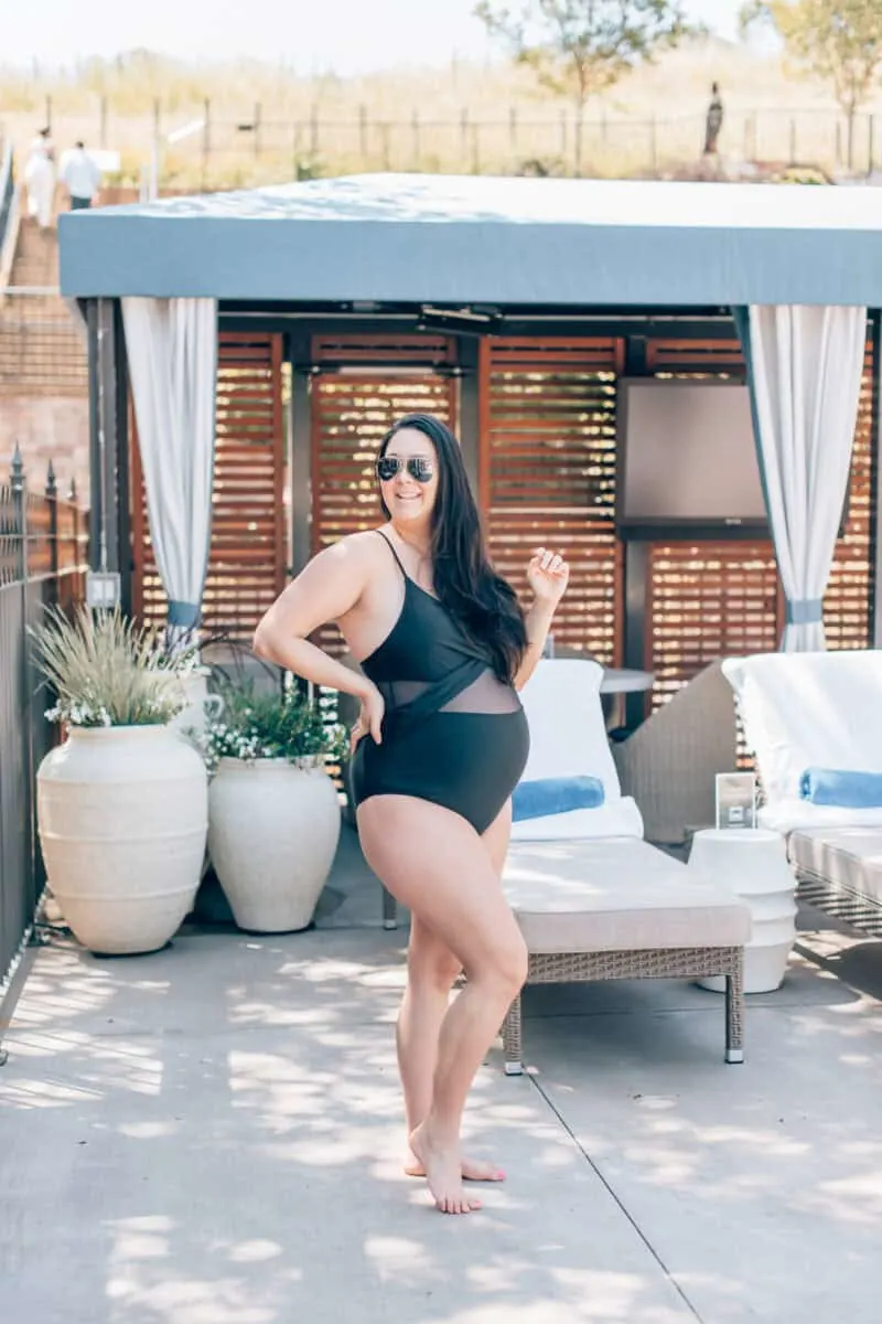 Summery pool day style, by fashion blogger What The Fab