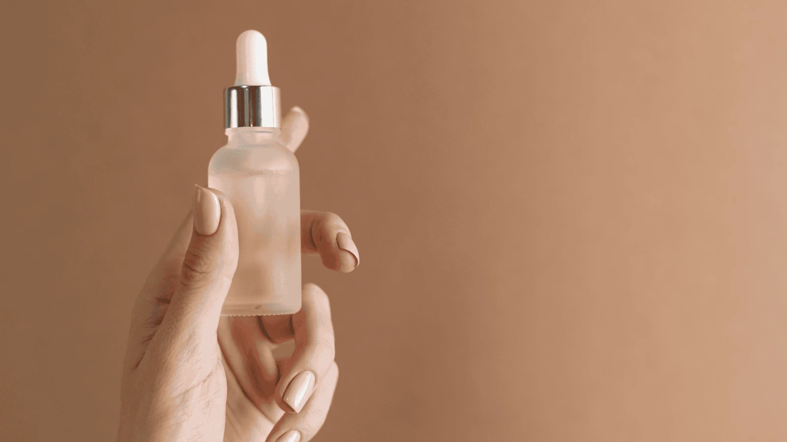 Anti-aging serums to look younger