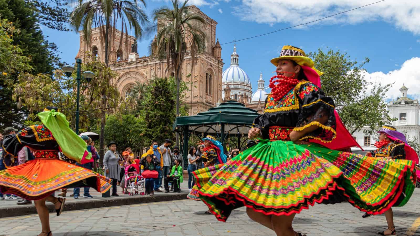 Retirement cities in South America, by travel blogger What the Fab.