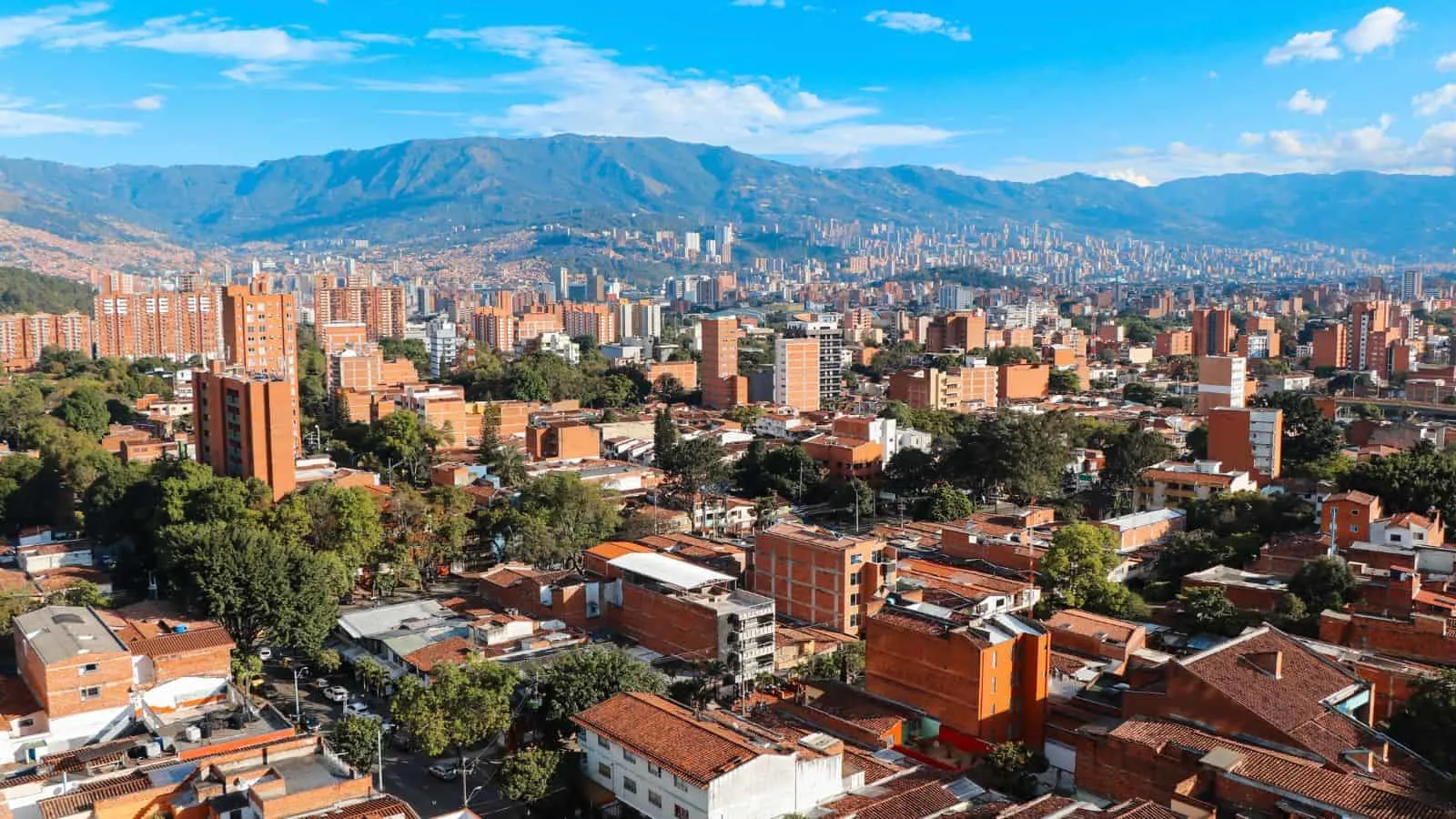 Retirement cities in South America, by travel blogger What the Fab.