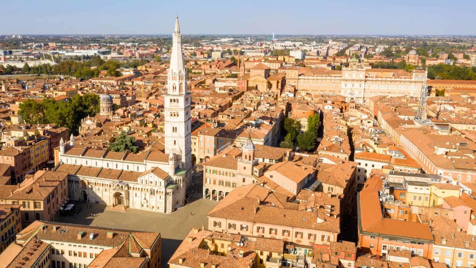 Underrated cities in Italy, by travel blogger What the Fab