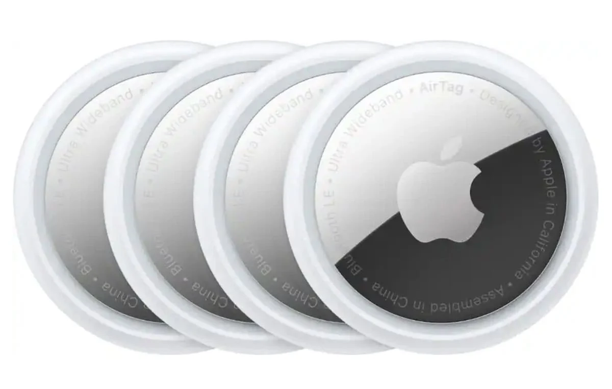 Stocking stuffers for her, by lifestyle blogger What The Fab