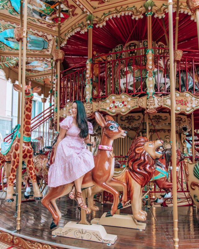 You spin me right round baby right round. 🎠

@virginvoyages #virginvoyages