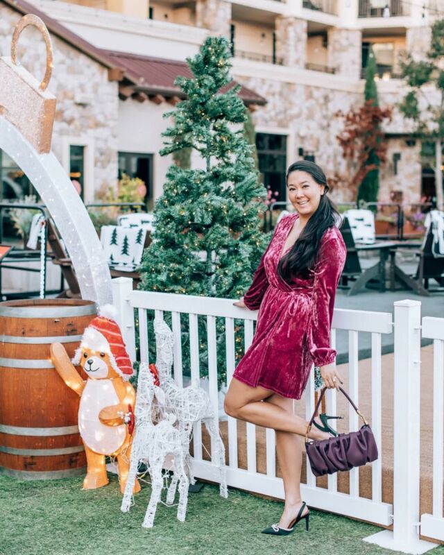 Hot debate happening in our household rn: We’re hosting Thanksgiving—is it too early to put the tree up today?? 🎄 

—————- 
#liketkit #LTKunder50 #LTKHoliday #LTKSeasonal
@shop.ltk
https://liketk.it/3Vo2m