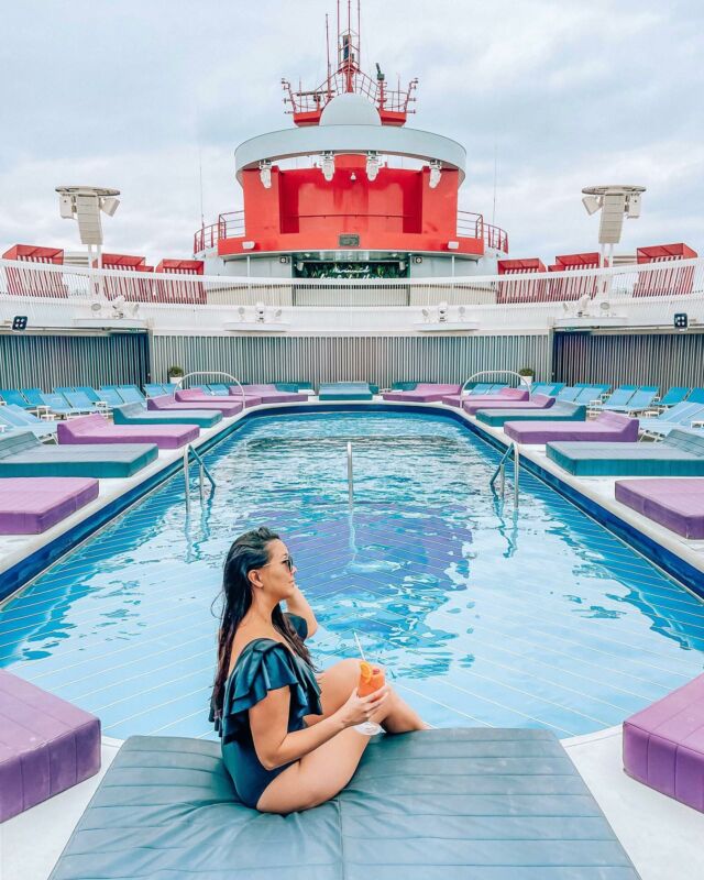 Ship, ship, hooray! 🛳️🥂 @virginvoyages is so great for group travel because you can easily do your own thing like excursions during the day & then meet up at the pool (or Richard’s Roofdeck for rockstars 😎) afterwards. I’m still recovering from all the fun we had. 😜🍾 #virginvoyages 

Wearing @infamous_swim in the first pic & loving this ruffle off the shoulder look. 🖤